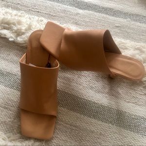 🆕 Zara Heeled Soft Leather Square Tow Mules